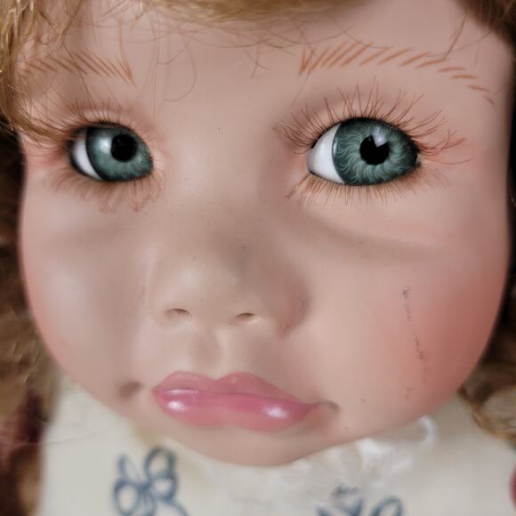 Vintage Norma Rambaud & Wendy Crawford 1991 Porcelain Doll Blue Eyes Curly Hair - Picture 14 of 16
